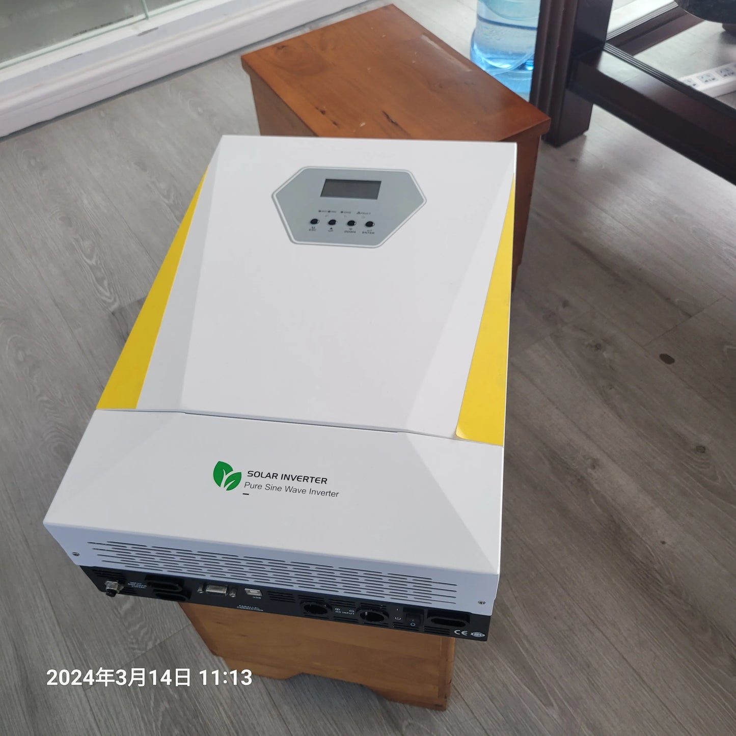 Hybrid Solar Inverter/Wechselrichter 1KVA to 12KVA 12/24/48VDC Solaire Onduleur Inversor Hybride for Solar Systems